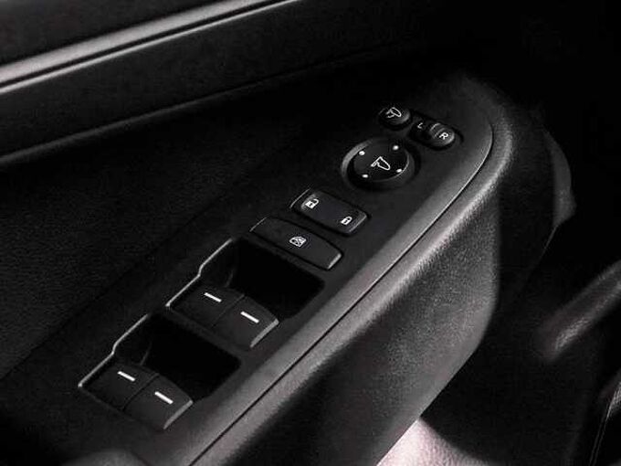 Honda  Hr-v 1.5 I-MMD HEV ELEGANCE CVT 131 5P