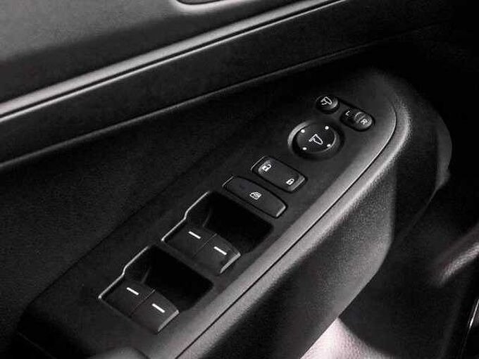 Honda  Hr-v 1.5 I-MMD HEV ELEGANCE CVT 131 5P